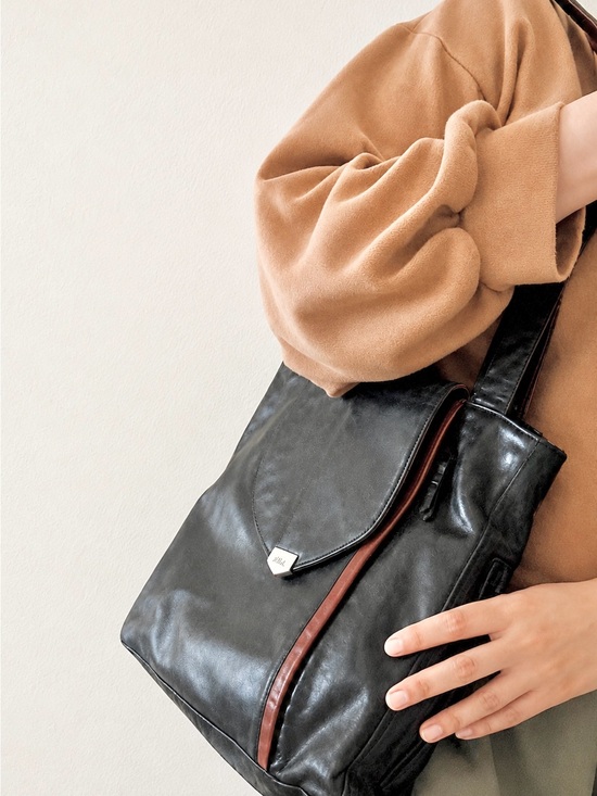 Derek Alexander Handbags - Vintage Derek Alexander Leather Tote Bag - black and brown